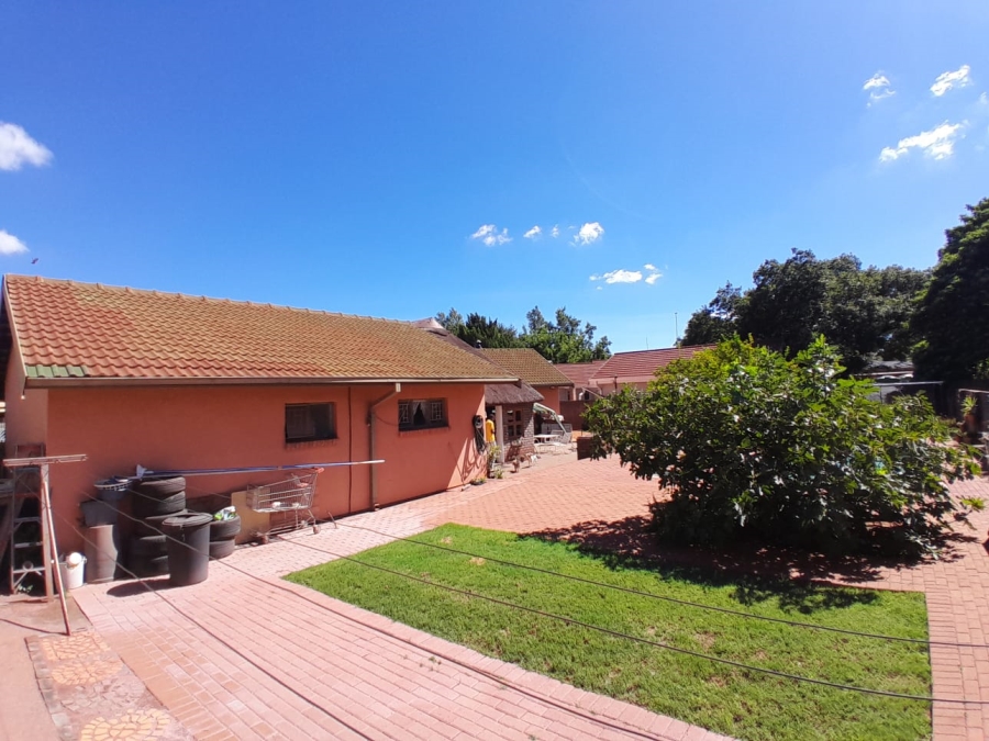 4 Bedroom Property for Sale in Kathu Northern Cape